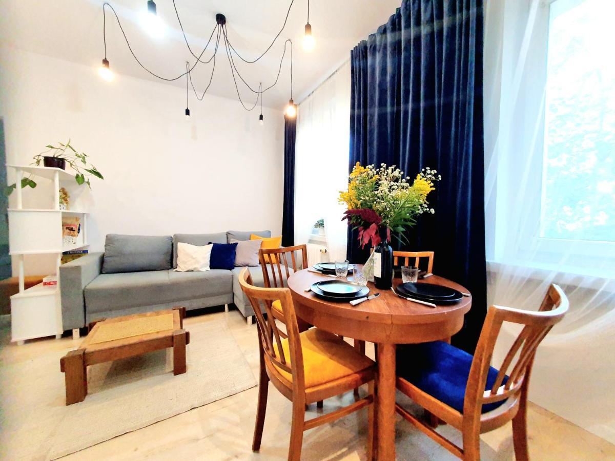 Apartment Monkey Arena *